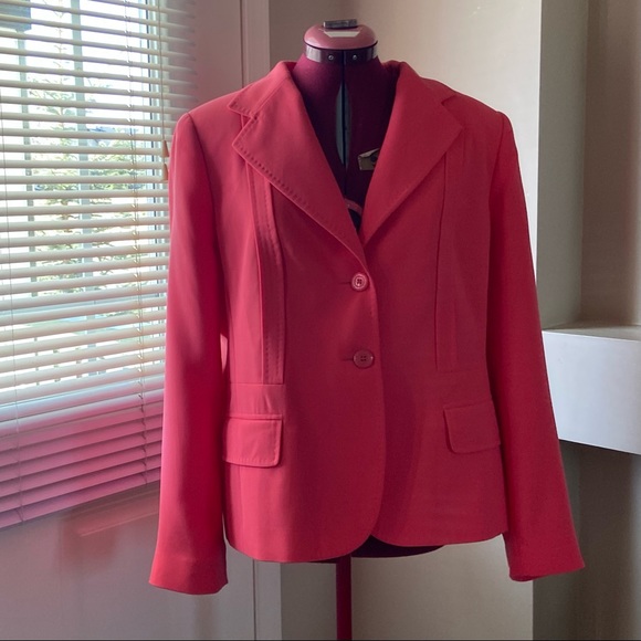 BELLESSA women watermelon pink long sleeves lined jacket. Size 14. Used. - Picture 11 of 11